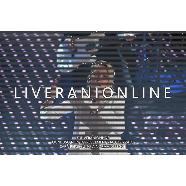 SECONDA SERATA 66mo FESTIVAL DELLA CANZONE ITALIANA DI SANREMO 10 FEBBRAIO 2016 NELLA FOTO ELLIE GOULDING ©GAZZANIGA / AGENZIA ALDO LIVERANI SAS 