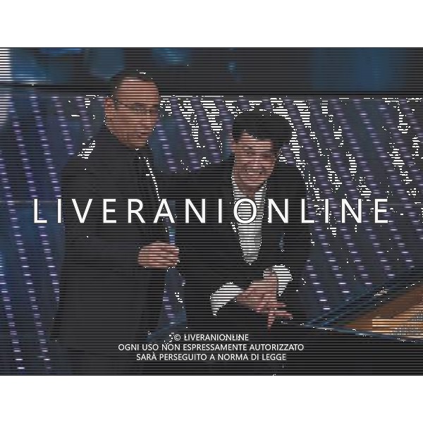 SECONDA SERATA 66mo FESTIVAL DELLA CANZONE ITALIANA DI SANREMO 10 FEBBRAIO 2016 NELLA FOTO CARLO CONTI CON IL MAESTRO EZIO BOSSO ©GAZZANIGA / AGENZIA ALDO LIVERANI SAS 