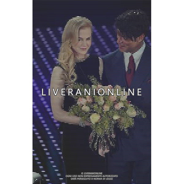SECONDA SERATA 66mo FESTIVAL DELLA CANZONE ITALIANA DI SANREMO 10 FEBBRAIO 2016 NELLA FOTO NICOLE KIDMAN CON GABRIEL GARKO ©GAZZANIGA / AGENZIA ALDO LIVERANI SAS 