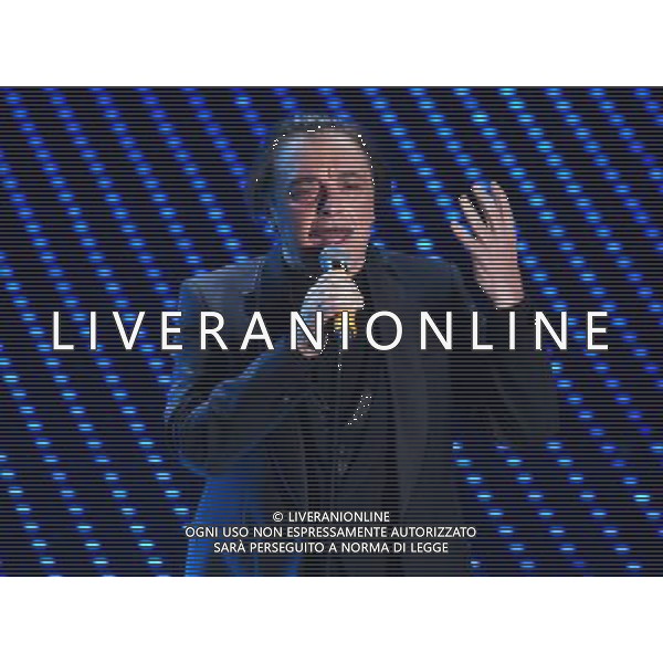 SECONDA SERATA 66mo FESTIVAL DELLA CANZONE ITALIANA DI SANREMO 10 FEBBRAIO 2016 NELLA FOTO NINO FRASSICA ©GAZZANIGA / AGENZIA ALDO LIVERANI SAS 