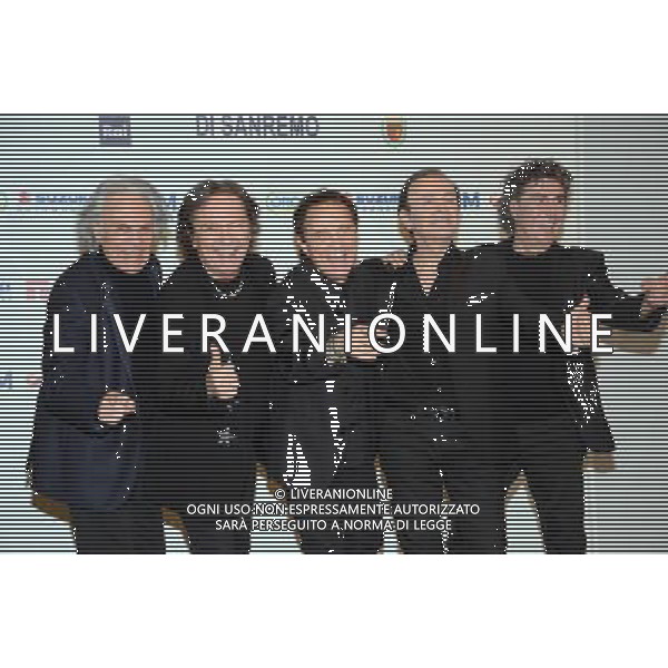 Photocall dei Pooh al 66mo Festival della canzone italiana SanRemo 11 febbraio 2016 nella foto Riccardo Fogli, Red Canzian, Roby Facchinetti, Dodi Battaglia e Stefano D\'Orazio premiati per i 50 anni di carriera © Gazzaniga / AGENZIA ALDO LIVERANI SAS 