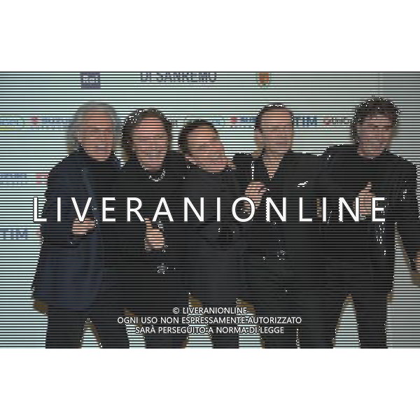 Photocall dei Pooh al 66mo Festival della canzone italiana SanRemo 11 febbraio 2016 nella foto Riccardo Fogli, Red Canzian, Roby Facchinetti, Dodi Battaglia e Stefano D\'Orazio premiati per i 50 anni di carriera © Gazzaniga / AGENZIA ALDO LIVERANI SAS 