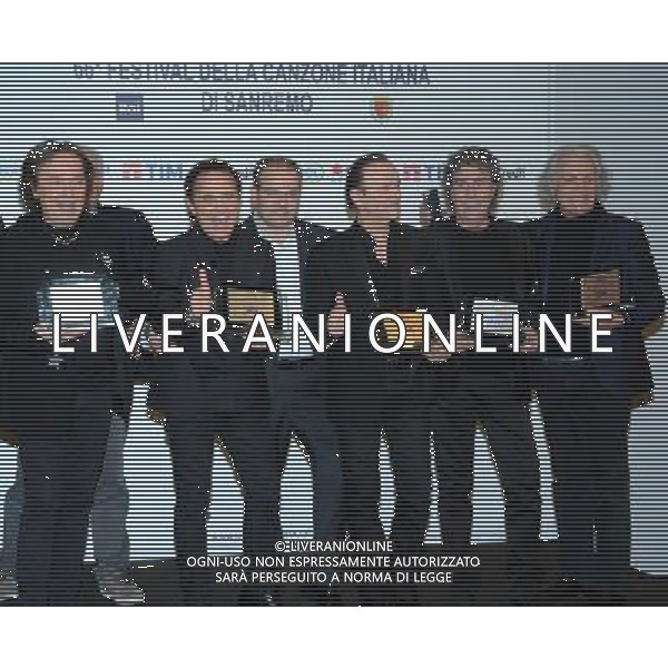 Photocall dei Pooh al 66mo Festival della canzone italiana SanRemo 11 febbraio 2016 nella foto Riccardo Fogli, Red Canzian, Roby Facchinetti, Dodi Battaglia e Stefano D\'Orazio premiati per i 50 anni di carriera © Gazzaniga / AGENZIA ALDO LIVERANI SAS 