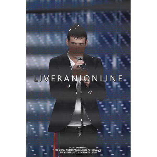 TERZA SERATA 66mo FESTIVAL DELLA CANZONE ITALIANA DI SANREMO 11 FEBBRAIO 2016 NELLA FOTO FRANCESCO GABBANI © Gazzaniga / AGENZIA ALDO LIVERANI SAS 