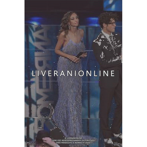 TERZA SERATA 66mo FESTIVAL DELLA CANZONE ITALIANA DI SANREMO 11 FEBBRAIO 2016 NELLA FOTO MADALINA GHENEA CON GABRIEL GARKO © Gazzaniga / AGENZIA ALDO LIVERANI SAS 