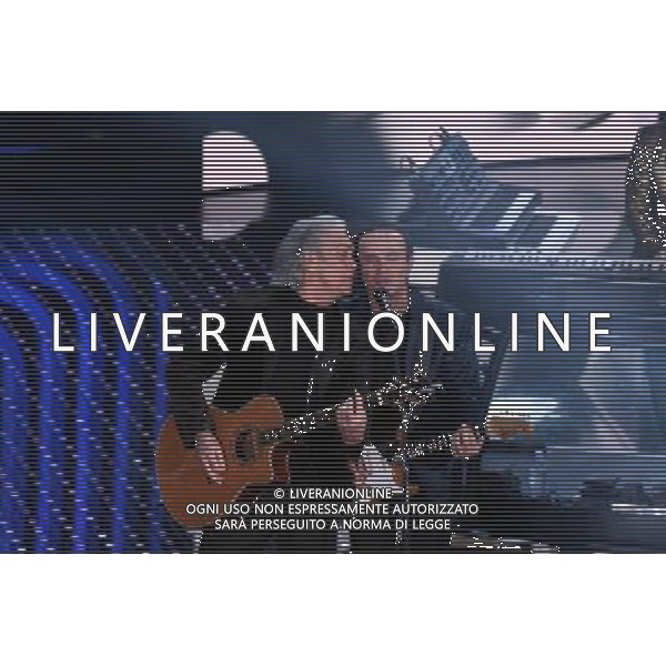 TERZA SERATA 66mo FESTIVAL DELLA CANZONE ITALIANA DI SANREMO 11 FEBBRAIO 2016 NELLA FOTO I POOH - Riccardo Fogli, Dodi Battaglia © Gazzaniga / AGENZIA ALDO LIVERANI SAS 