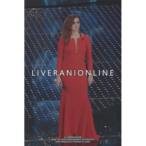 TERZA SERATA 66mo FESTIVAL DELLA CANZONE ITALIANA DI SANREMO 11 FEBBRAIO 2016 NELLA FOTO ANNALISA © Gazzaniga / AGENZIA ALDO LIVERANI SAS 