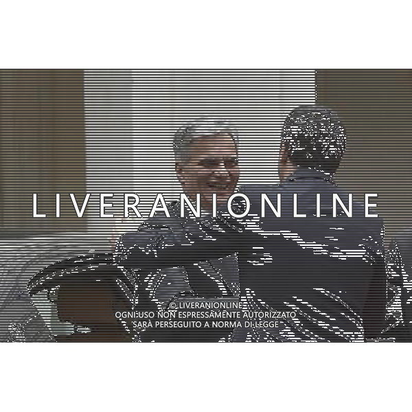 Roma - 12.02.2016 - Palazzo Chigi - Il Presidente del Consiglio dei Ministri Matteo Renzi incontra il cancelliere austriaco Werner Faymann - nella foto: Matteo Renzi riceve Werner Faymann / Ph. Corradetti - Ag. Aldo Liverani Sas