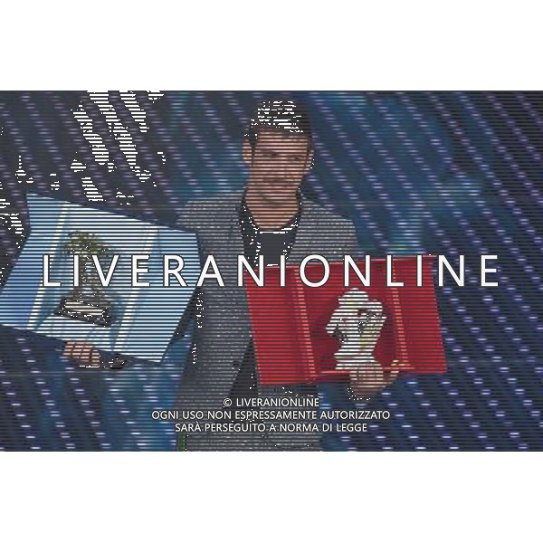 QUARTA SERATA 66mo FESTIVAL DELLA CANZONE ITALIANA DI SANREMO 12 FEBBRAIO 2016 nella foto FRANCESCO GABBANI VINCITORE NUOVE PROPOSTE ©Gazzaniga / AGENZIA ALDO LIVERANI SAS 