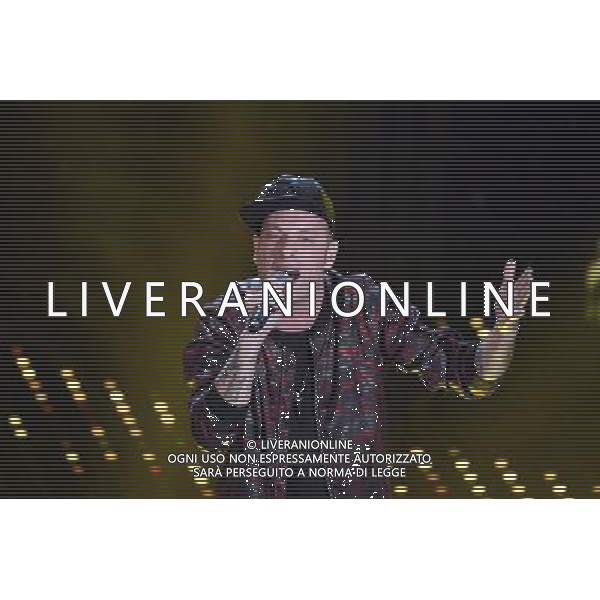 QUINTA ED ULTIMA SERATA 66mo FESTIVAL DELLA CANZONE ITALIANA DI SANREMO 13 FEBBRAIO 2016 NELLA FOTO CLEMENTINO ©Gazzaniga / AGENZIA ALDO LIVERANI SAS 