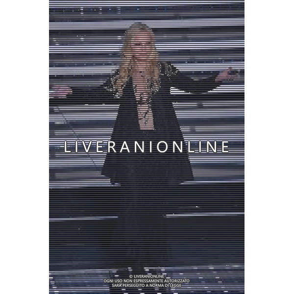 QUINTA ED ULTIMA SERATA 66mo FESTIVAL DELLA CANZONE ITALIANA DI SANREMO 13 FEBBRAIO 2016 NELLA FOTO PATTY PRAVO ©Gazzaniga / AGENZIA ALDO LIVERANI SAS 