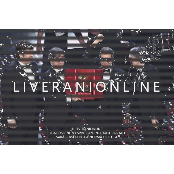 QUINTA ED ULTIMA SERATA 66mo FESTIVAL DELLA CANZONE ITALIANA DI SANREMO 13 FEBBRAIO 2016 NELLA FOTO GAETANO CURRERI - STADIO VINCITORI ©Gazzaniga / AGENZIA ALDO LIVERANI SAS 