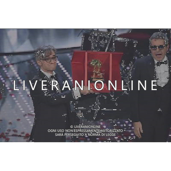 QUINTA ED ULTIMA SERATA 66mo FESTIVAL DELLA CANZONE ITALIANA DI SANREMO 13 FEBBRAIO 2016 NELLA FOTO GAETANO CURRERI - STADIO VINCITORI ©Gazzaniga / AGENZIA ALDO LIVERANI SAS 