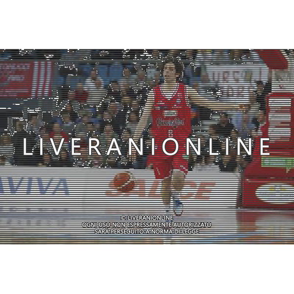 Lega Basket serie A, 5» giornata di ritorno, Consultinvest Pesaro vs Grissin Bon Reggio Emilia 14/02/2016 nella foto: DELLA VALLE, SALE IN ATTACCO, ph.CLAUDIO ZAMAGNI/AGENZIA ALDO LIVERANI S.A.S.