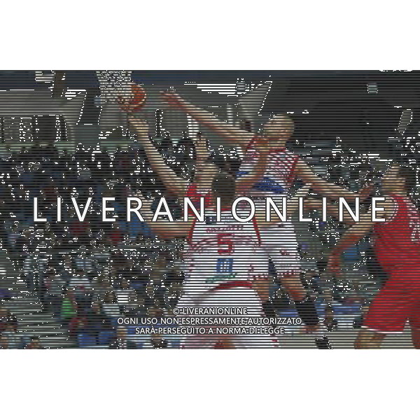 Lega Basket serie A, 5» giornata di ritorno, Consultinvest Pesaro vs Grissin Bon Reggio Emilia 14/02/2016 nella foto: KAUKENAS, SALE AL FERRO, ph.CLAUDIO ZAMAGNI/AGENZIA ALDO LIVERANI S.A.S.