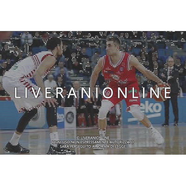 Lega Basket serie A, 5» giornata di ritorno, Consultinvest Pesaro vs Grissin Bon Reggio Emilia 14/02/2016 nella foto: DE NICOLAO E DAYE, ph.CLAUDIO ZAMAGNI/AGENZIA ALDO LIVERANI S.A.S.