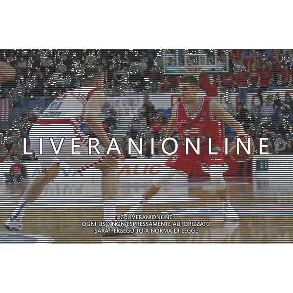 Lega Basket serie A, 5» giornata di ritorno, Consultinvest Pesaro vs Grissin Bon Reggio Emilia 14/02/2016 nella foto: DE NICOLAO E GAZZOTTI, ph.CLAUDIO ZAMAGNI/AGENZIA ALDO LIVERANI S.A.S.