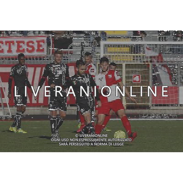 RIMINI vs ROBUR SIENA, Campionato di Calcio Lega Pro, Girone B, 22» giornata, 14/02/2016, nella foto: BURRA, ATTACCA IL RIMINI, ph.CLAUDIO ZAMAGNI/AGENZIA ALDO LIVERANI S.A.S.