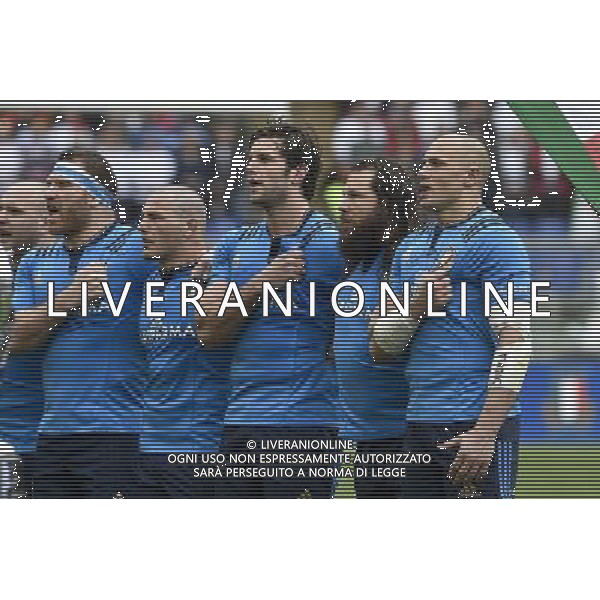 RBS 6 Nazioni Rugby 2016 2 giornata - Italia vs Inghilterra - Roma - 14.02.2016 - Stadio Olimpico - nella foto: Azzurri durante l\'inno nazionale / Ph. Corradetti - Ag. Aldo Liverani sas