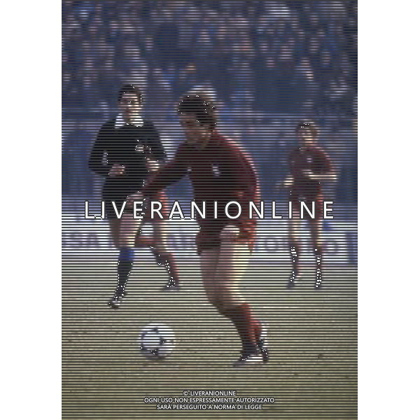 RETROSPETTIVA VINCENZO D\'AMICO CALCIATORE NELLA FOTO VNCENZO D\'AMICO CON LA MAGLIA DEL TORINO AG ALDO LIVERANI SAS