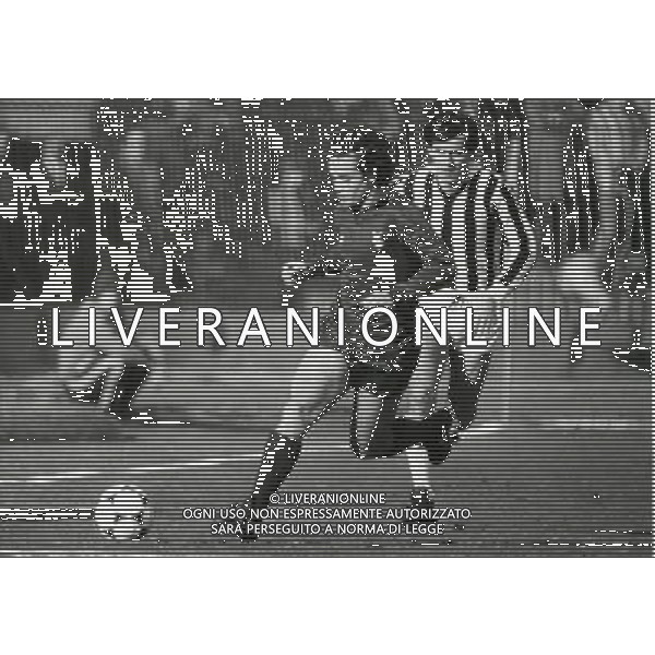 RETROSPETTIVA VINCENZO D\'AMICO CALCIATORE NELLA FOTO VNCENZO D\'AMICON CON LA MAGLIA DEL TORINO AG ALDO LIVERANI SAS