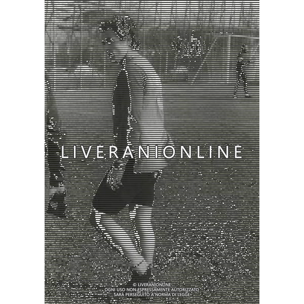 RETROSPETTIVA VINCENZO D\'AMICO CALCIATORE NELLA FOTO VNCENZO D\'AMICO CON LA MAGLIA DELLA LAZIO AG ALDO LIVERANI SAS
