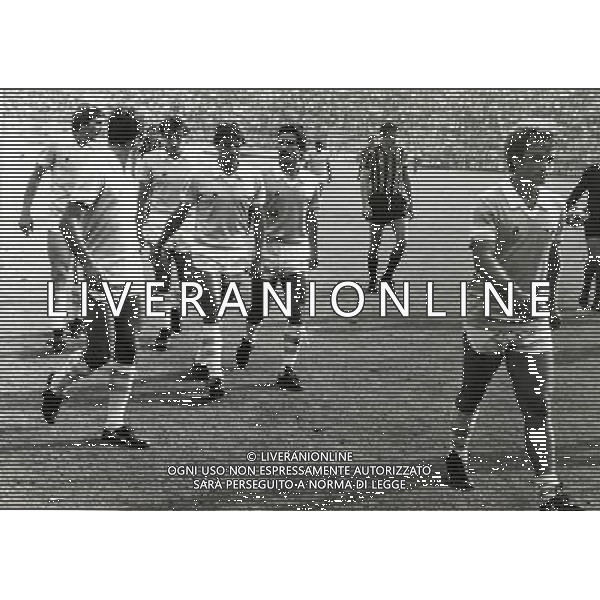 RETROSPETTIVA VINCENZO D\'AMICO CALCIATORE NELLA FOTO VNCENZO D\'AMICO CON LA MAGLIA DELLA LAZIO AG ALDO LIVERANI SAS
