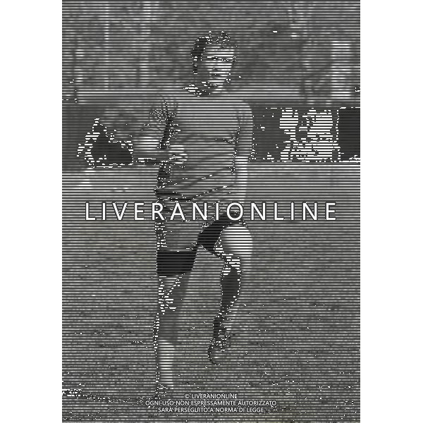 RETROSPETTIVA VINCENZO D\'AMICO CALCIATORE NELLA FOTO VNCENZO D\'AMICO CON LA MAGLIA DELLA LAZIO AG ALDO LIVERANI SAS