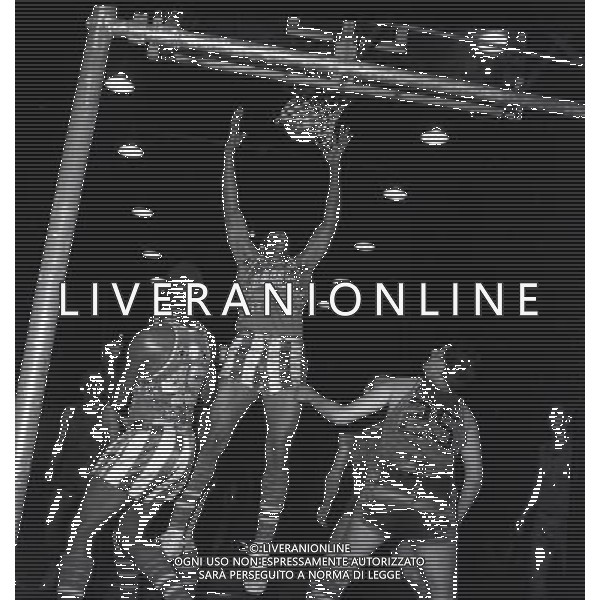 1950-1960 FORO ITALICO ROMA SPETTACOLO DEGLI HARLEM GLOBE TROTTER NELLA FOTO GLI HARLEM GLOBET ROTTER AL FORO ITALICO DI ROMA AG ALDO LIVERANI SAS