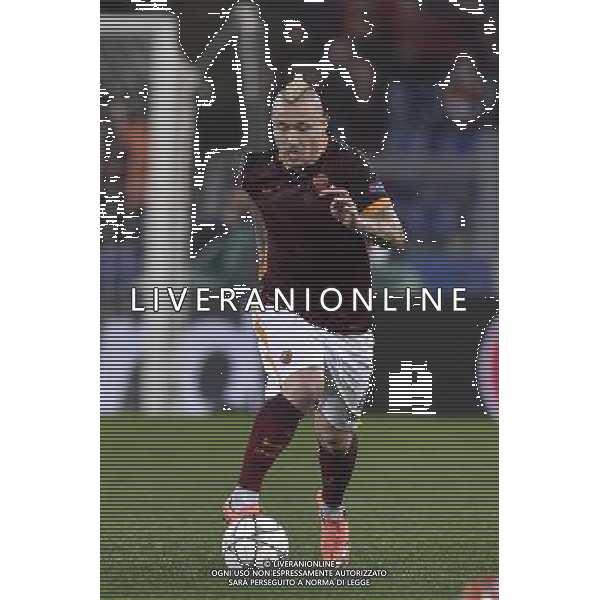 UEFA Champions League 2015-2016 ottavi di finale - Roma 17.02.2016 - AS Roma vs Real Madrid - nella foto: Radja Nainggolan / Ph. Corradetti - Ag. Aldo Liverani Sas / AGENZIA ALDO LIVERANI SAS 