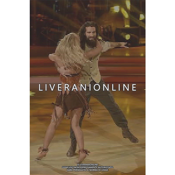 1 puntata della trasmissione TV \' Ballando con le stelle \' - Roma 20.02.2016 Auditorium Rai - nella foto: Luca Sguazzini e Vera Kinnunen / Ph. Corradetti - Ag. Aldo Liverani sas