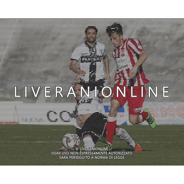 F.C. FORLÃŒ vs PARMA CALCIO 1913, Campionato di Calcio Serie D, Girone D, 28Âª giornata, 21/02/2016, nella foto: GIORGINO, IN SCIVOLATA SU TENTONI, Â©Claudio Zamagni/AGENZIA ALDO LIVERANI S.A.S.