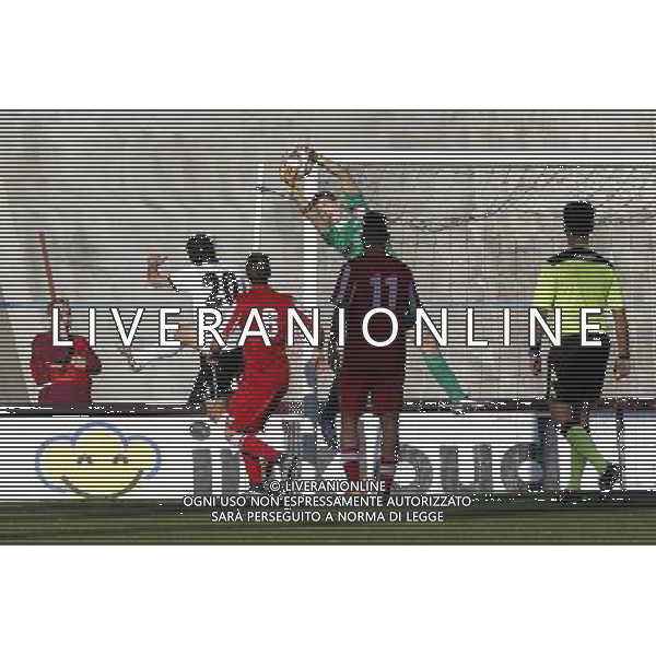 F.C. FORLÃŒ vs PARMA CALCIO 1913, Campionato di Calcio Serie D, Girone D, 28Âª giornata, 21/02/2016, nella foto: MERELLI, PARA IL TIRO, Â©Claudio Zamagni/AGENZIA ALDO LIVERANI S.A.S.