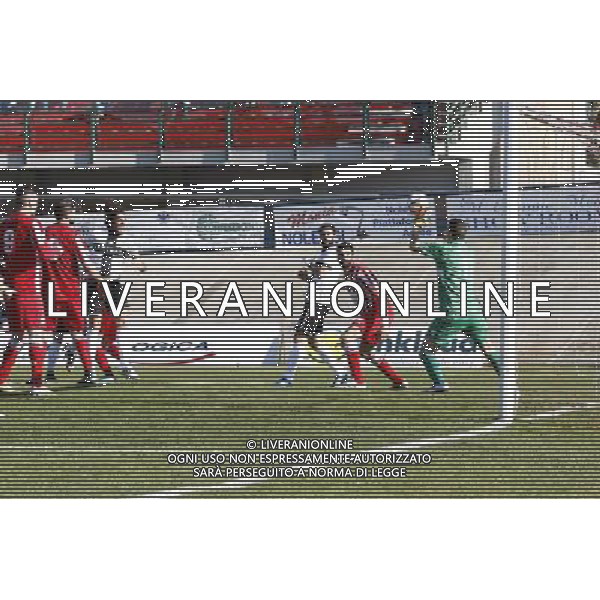F.C. FORLÃŒ vs PARMA CALCIO 1913, Campionato di Calcio Serie D, Girone D, 28Âª giornata, 21/02/2016, nella foto: MERELLI, PARA IL TIRO DI LUCARELLI, Â©Claudio Zamagni/AGENZIA ALDO LIVERANI S.A.S.