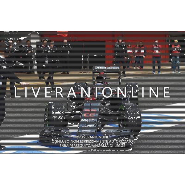Jenson Button (GBR) McLaren MP4-31. 22.02.2016. Formula One Testing, Day One, Barcelona, Spain. Monday. / AGENZIA ALDO LIVERANI SAS - ITALY ONLY EDITORIAL USE ONLY