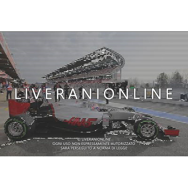 Esteban Gutierrez (MEX) Haas F1 Team leaves the pits. 22.02.2016. Formula One Testing, Day One, Barcelona, Spain. Monday. / AGENZIA ALDO LIVERANI SAS - ITALY ONLY EDITORIAL USE ONLY