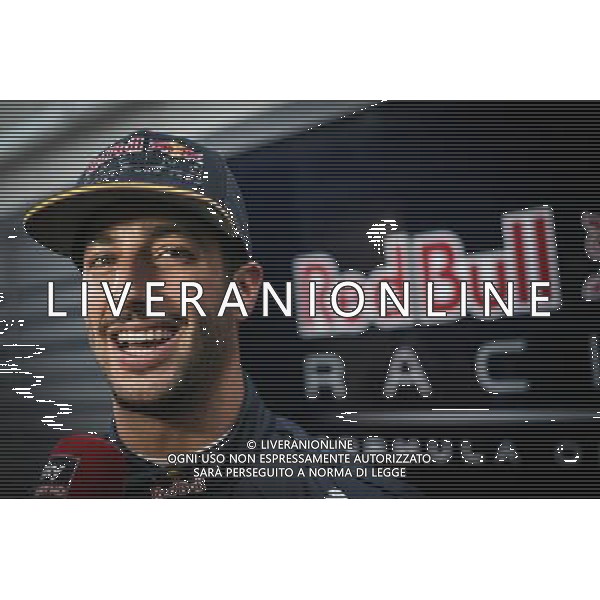 Daniel Ricciardo (AUS) Red Bull Racing with the media. 22.02.2016. Formula One Testing, Day One, Barcelona, Spain. Monday. AG ALDO LIVERANI SAS ONLY ITALY