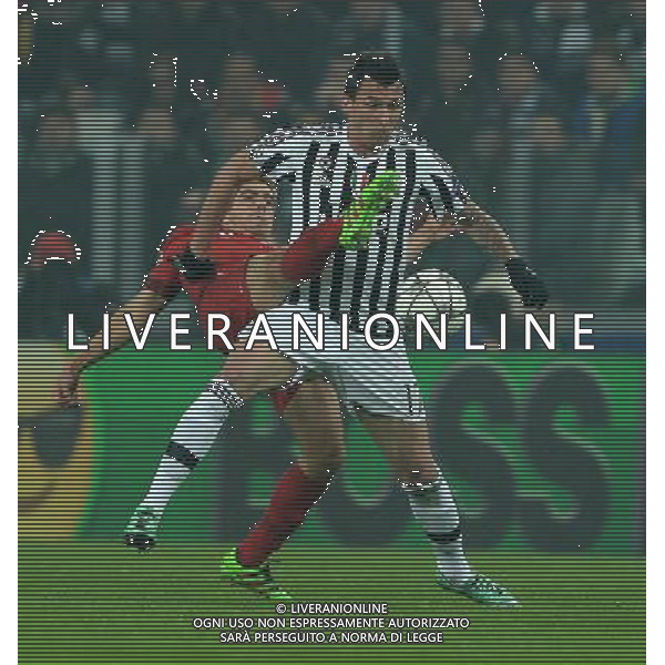 UEFA Champions League 2015/2016 Ottavi di Finale Torino - 23.02.2016 Juventus-Bayern Monaco Nella Foto:mandzukic lahm /Ph.Vitez-Ag. Aldo Liverani