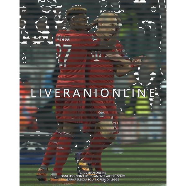 UEFA Champions League 2015/2016 Ottavi di Finale Torino - 23.02.2016 Juventus-Bayern Monaco Nella Foto: esultanza dopo il gol di arjen robben del 0-2 con alaba /Ph.Vitez-Ag. Aldo Liverani