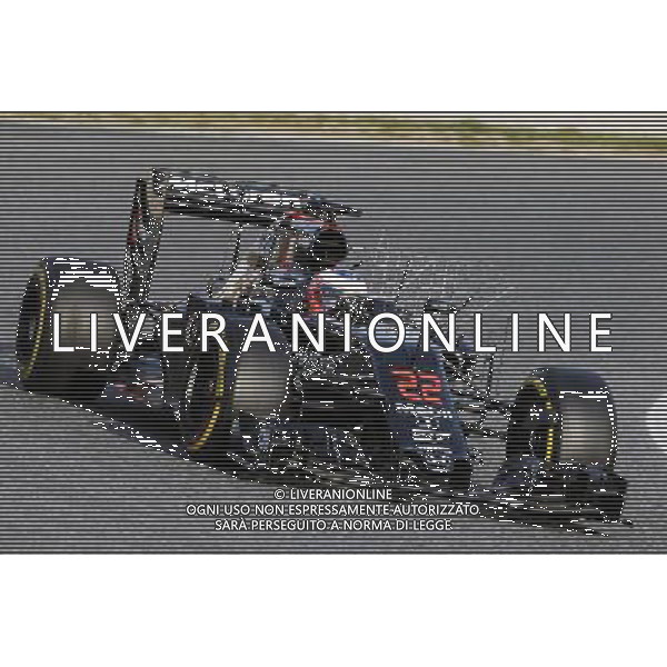 Jenson Button (GBR) McLaren MP4-31 running sensor equipment. 24.02.2016. Formula One Testing, Day Three, Barcelona, Spain. Wednesday. AG ALDO LIVERANI SAS ONLY ITALY