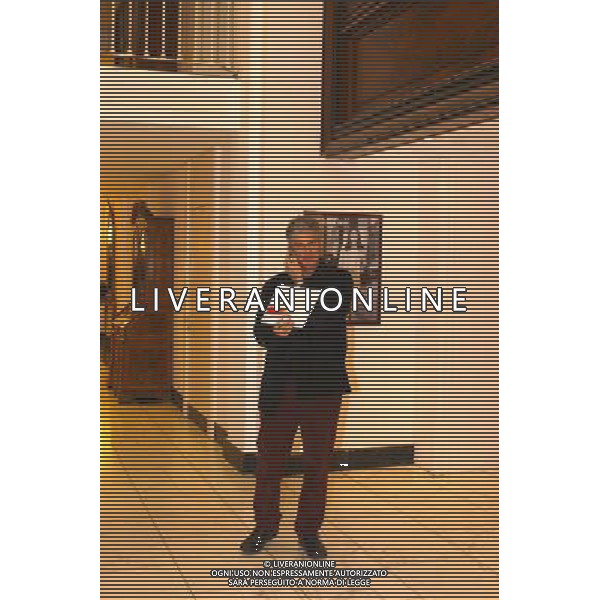 MILANO 20/3/03 P.ZZA DELLA REPUBBLICA, GRAND HOTEL DUCA D\' AOSTA PRESENTAZIONE DELLA NUOVA GILERA 125CC NELLA FOTO IL GIORNALISTA TELEVISIVO DI RAI 3 GIOVANNI FOSSATI FOTO MARIO ROMANO/AG.ALDO LIVERANI 