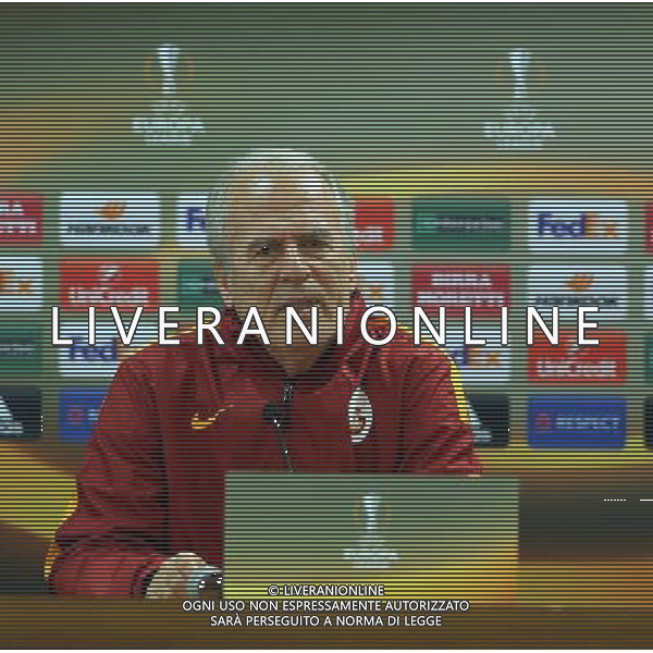 Galatasaray \' s Head coach Mustafa Denizli gives a press conference on the eve of the team\' s UEFA Europa League football match against Lazio, on February 24, 2016 at the Olimpico stadium in Roma , Italy. RZYM KONFERENCJA PRASOWA LIGA EUROPY SEZON 2015/2016 PILKA NOZNA FOT. SESKIM/NEWSPIX.PL TURKEY, UK, AUSTRIA AND GERMANY OUT !!! --- Newspix.pl / AGENZIA ALDO LIVERANI SAS - ITALY ONLY EDITORIAL USE ONLY - Conferenza Stampa Galatasaray Europa League - 24.02.2016