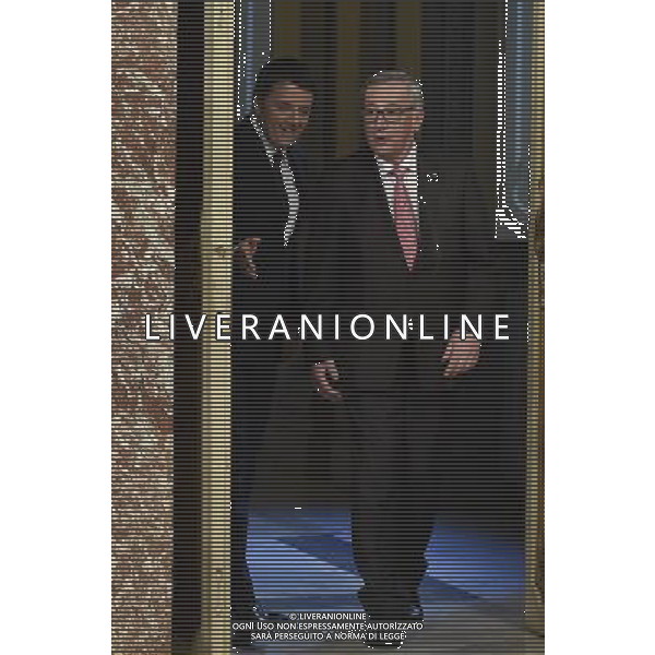 Il Presidente del Consiglio dei Ministri Matteo Renzi incontra il presidente della Commissione Europea Jean-Claude Juncker - Roma - 26.02.2016 - Palazzo Chigi - nella foto: Matteo Renzi e Jean-Claude Juncker entrano nella Sala dei Galeoni / Ph. Corradetti - Ag. Aldo Liverani Sas / AGENZIA ALDO LIVERANI SAS