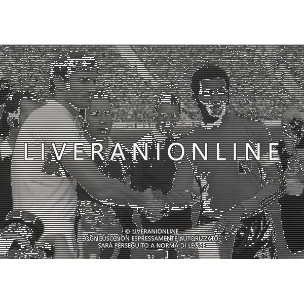 05.06.1974 (18.00) Monaco, Olympiastadion ITALIA - HAITI 3-1 NELLA FOTO GIACINTO FACCHETTI CON NAZAIRE AG ALDO LIVERANI SAS