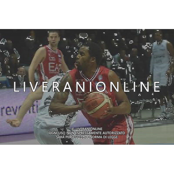 OBIETTIVO LAVORO BOLOGNA - EA7 EMPORIO ARMANI OLIMPIA MILANO BASKET LEGA A 28 FEBBRAIO 2016 NELLA FOTO MC LEAN ©OPTIMAFOTO/ AGENZIA ALDO LIVERANI SAS