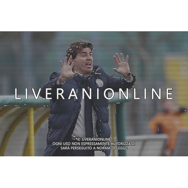 SANTARCANGELO vs SAVONA, Campionato di Calcio Lega Pro, Girone B, 24» giornata, 28/02/2016, nella foto: L\'ALLENATORE, RIOLFO GIANCARLO, URLA, ©CLAUDIO ZAMAGNI/AGENZIA ALDO LIVERANI S.A.S.