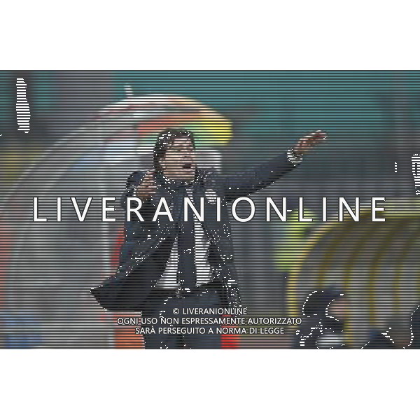 SANTARCANGELO vs SAVONA, Campionato di Calcio Lega Pro, Girone B, 24» giornata, 28/02/2016, nella foto: L\'ALLENATORE, RIOLFO GIANCARLO, URLA, ©CLAUDIO ZAMAGNI/AGENZIA ALDO LIVERANI S.A.S.