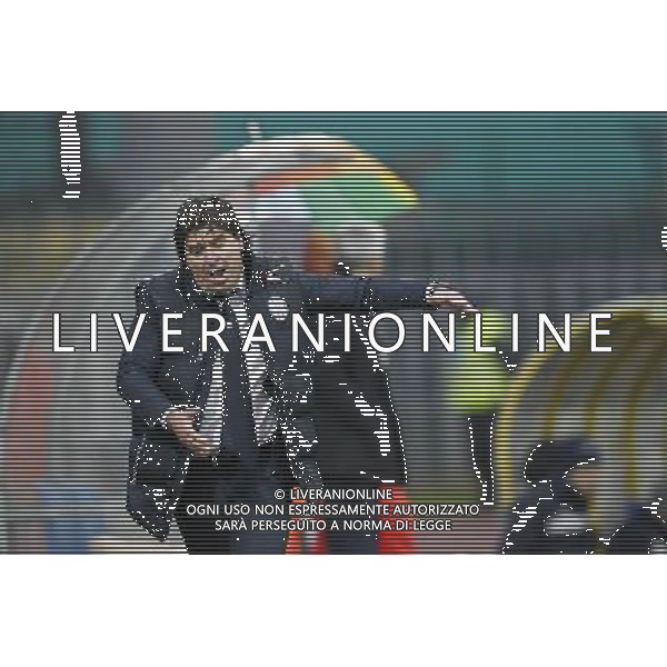SANTARCANGELO vs SAVONA, Campionato di Calcio Lega Pro, Girone B, 24» giornata, 28/02/2016, nella foto: L\'ALLENATORE, RIOLFO GIANCARLO, MANDA TUTTI A QUEL PAESE, ©CLAUDIO ZAMAGNI/AGENZIA ALDO LIVERANI S.A.S.