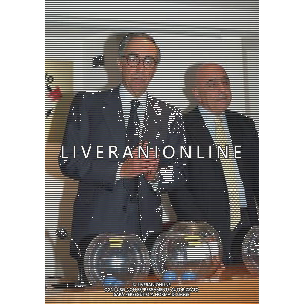 Consiglio di Lega Calcio Estrazione abbinamenti Sorteggi Coppa Italia- Milano 27/11/1997 nella foto Franco Carraro e Adriano Galliani © AGENZIA ALDO LIVERANI SAS