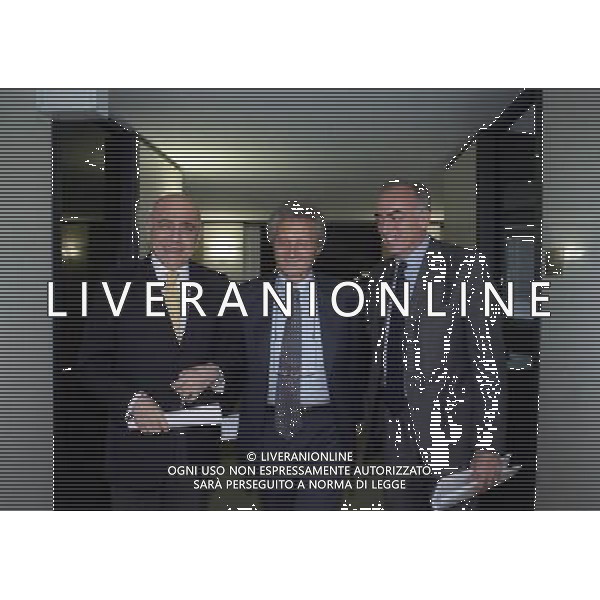 MILANO LEGA CALCIO RIUNIONE PRESIDENTI 15-05 2000 NELLA FOTO ADRIANO GALLIANI CON SERGIO CRAGNOTTI E ANTONIO GIRAUDO AG ALDO LIVERANI SAS